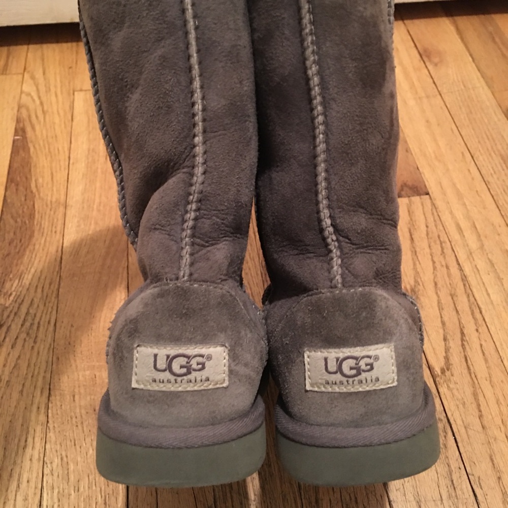 Uggs Kids Classic Tall Boots Grey